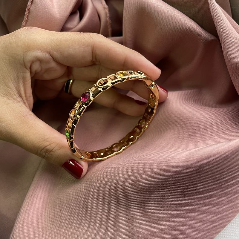 Bracelete cores folheado a ouro