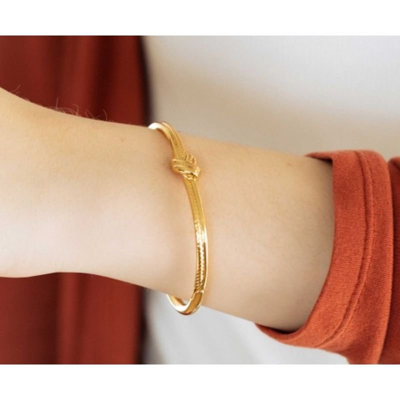 BRACELETE NÓ BANHO OURO