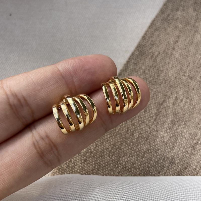 Brinco argola cinco elos banho ouro 18k