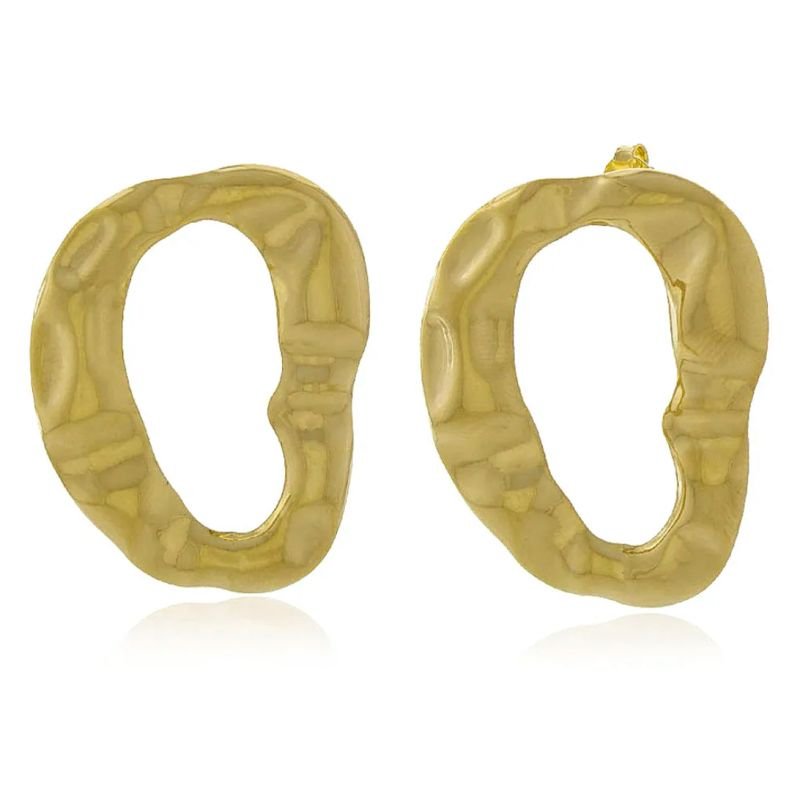 Brinco elo martelado orgânico banho ouro