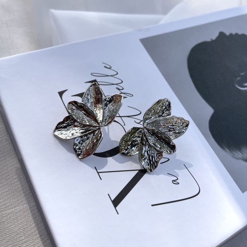 Brinco orquídea prata