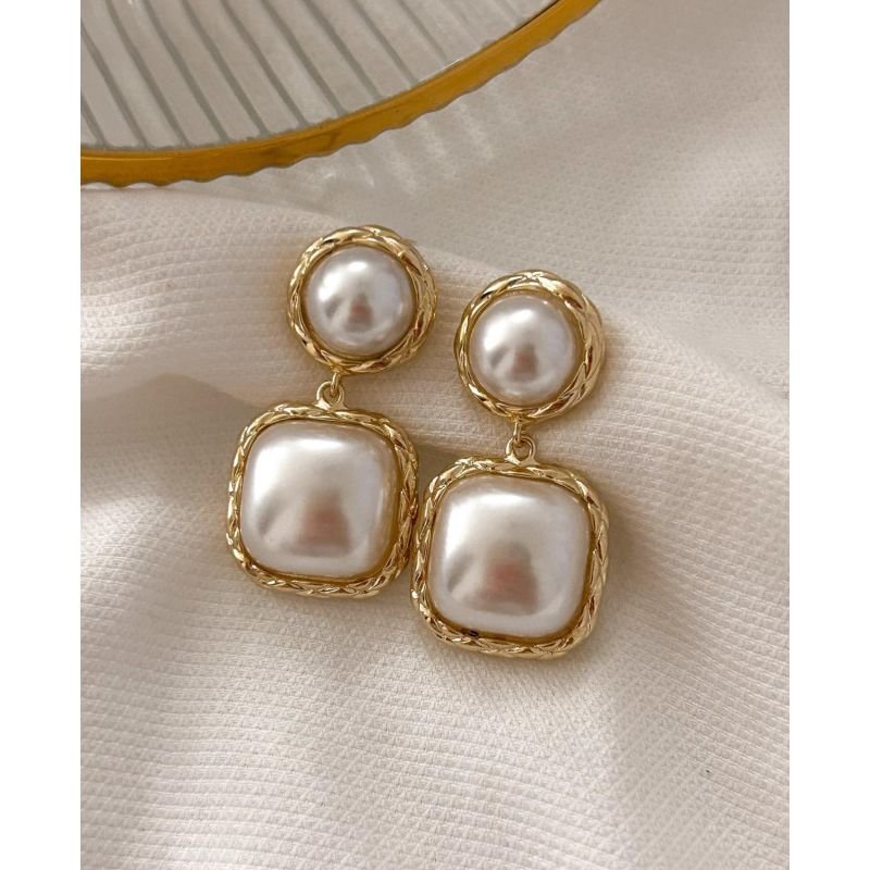 Brinco pérola elegance dourado