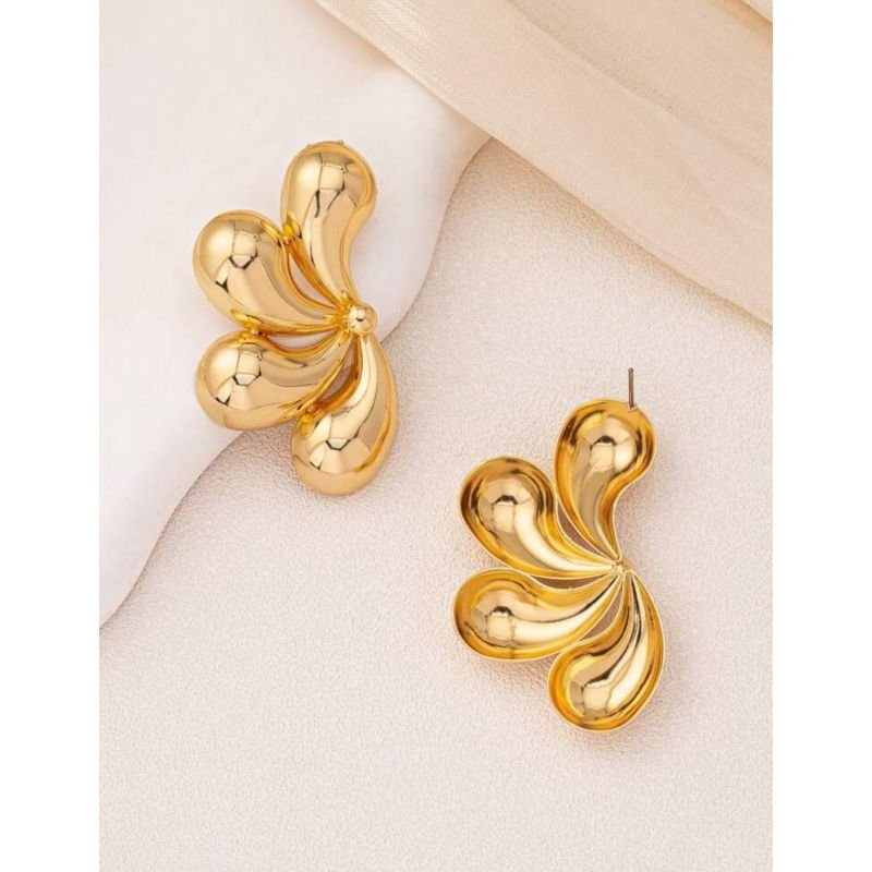 BRINCO PÉTALA GOTA DOURADO