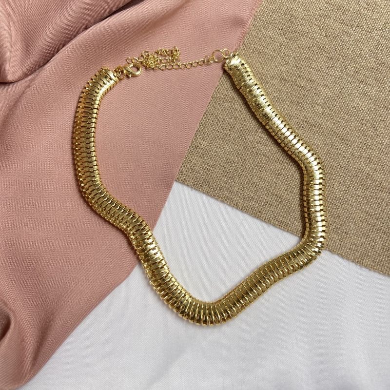 Choker malha grossa banho ouro