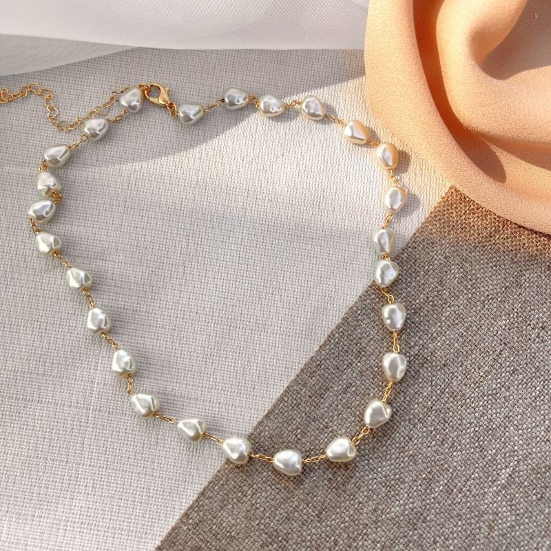 Choker pérola de água doce folheada a ouro 18k