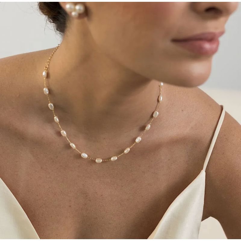 Choker pérola de água doce folheada a ouro 18k