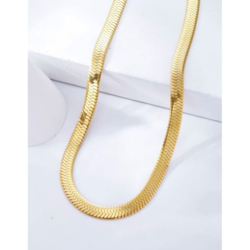 Colar choker fita fina dourada