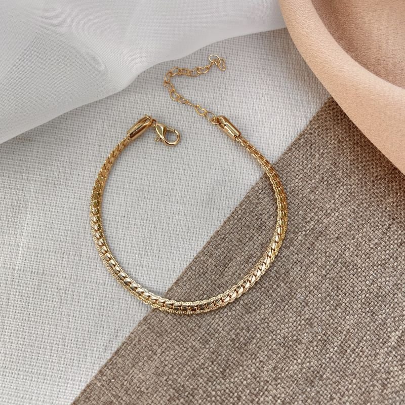 Pulseira corrente martelada banhada a ouro