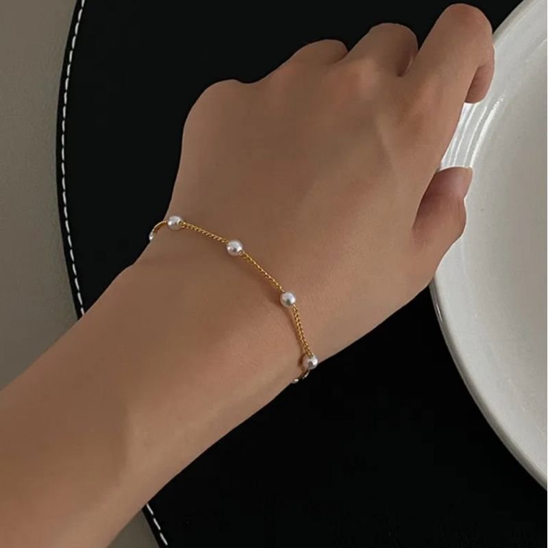 Pulseira pérola bolinha delicada banho ouro